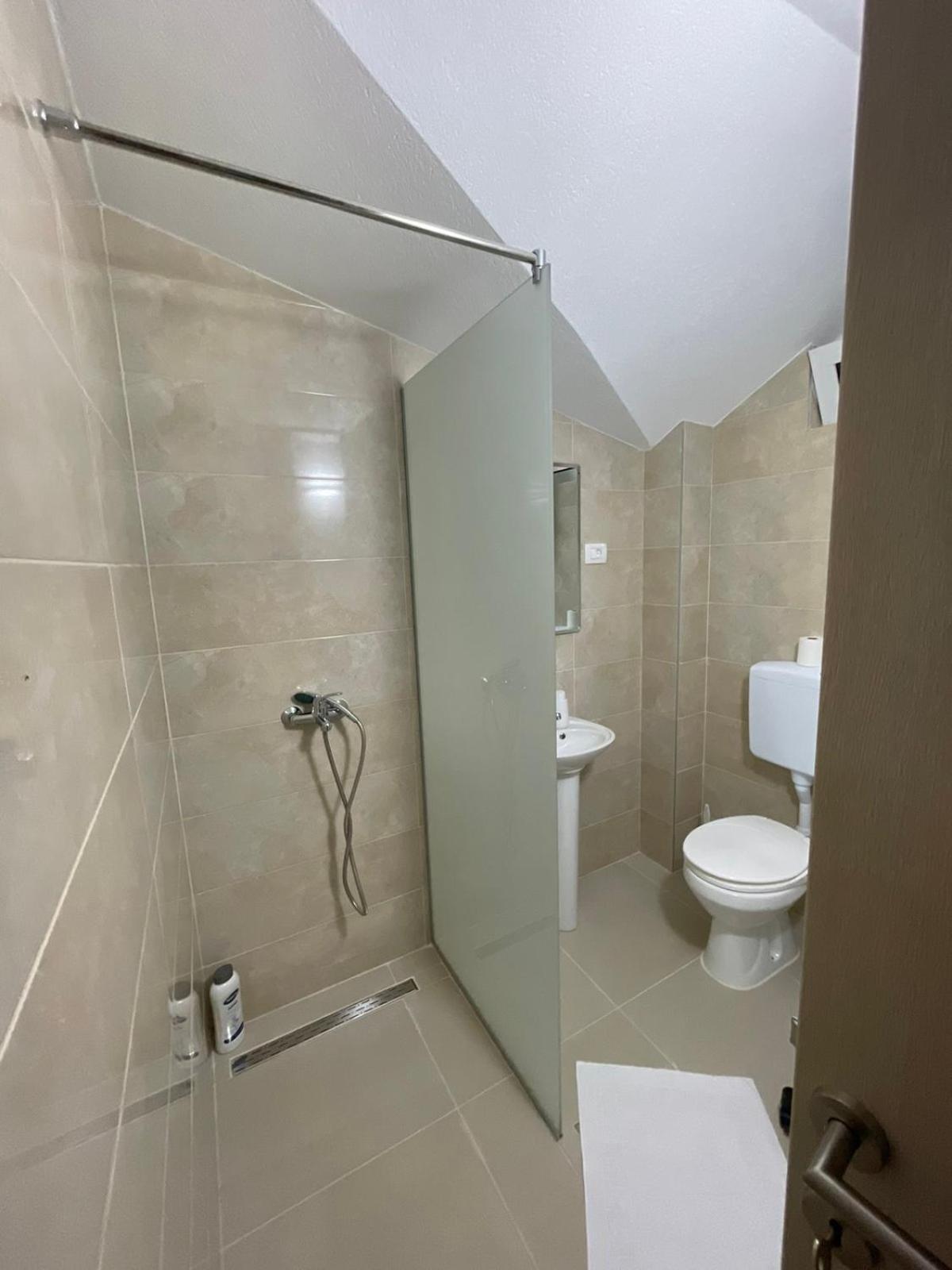 Apartments Zejak Mitrovici  Extérieur photo