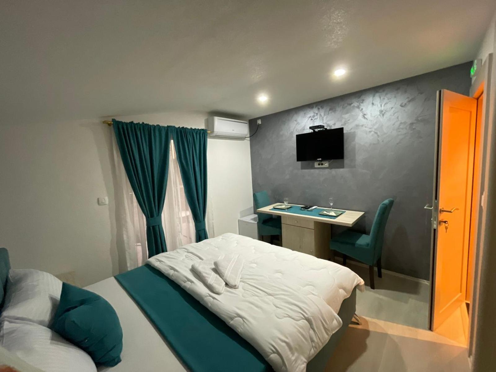 Apartments Zejak Mitrovici  Extérieur photo