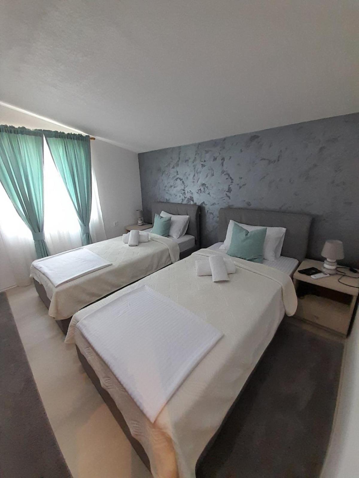 Apartments Zejak Mitrovici  Extérieur photo